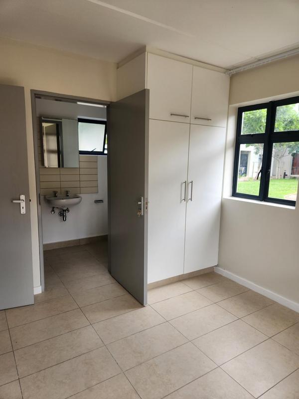 To Let 1 Bedroom Property for Rent in Diep River Western Cape